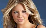 11 Rare Pictures of Celebs with Blonde Hair and Brown Eyes