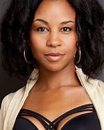 Aasha Davis Bio, Wiki, Age, Height, Sister, Husband, Son, Movies, Tv Shows and Net Worth