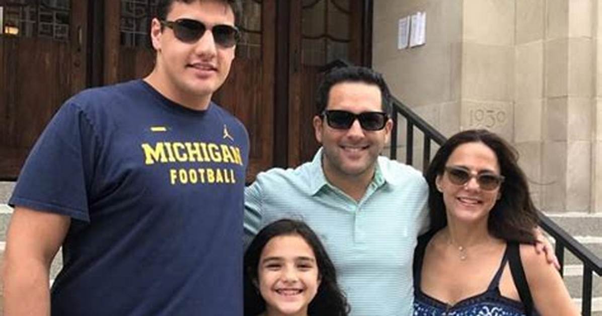 Adam Schefter Age, Wiki, Biography, Wife, Children, Salary, Net Worth, Parents