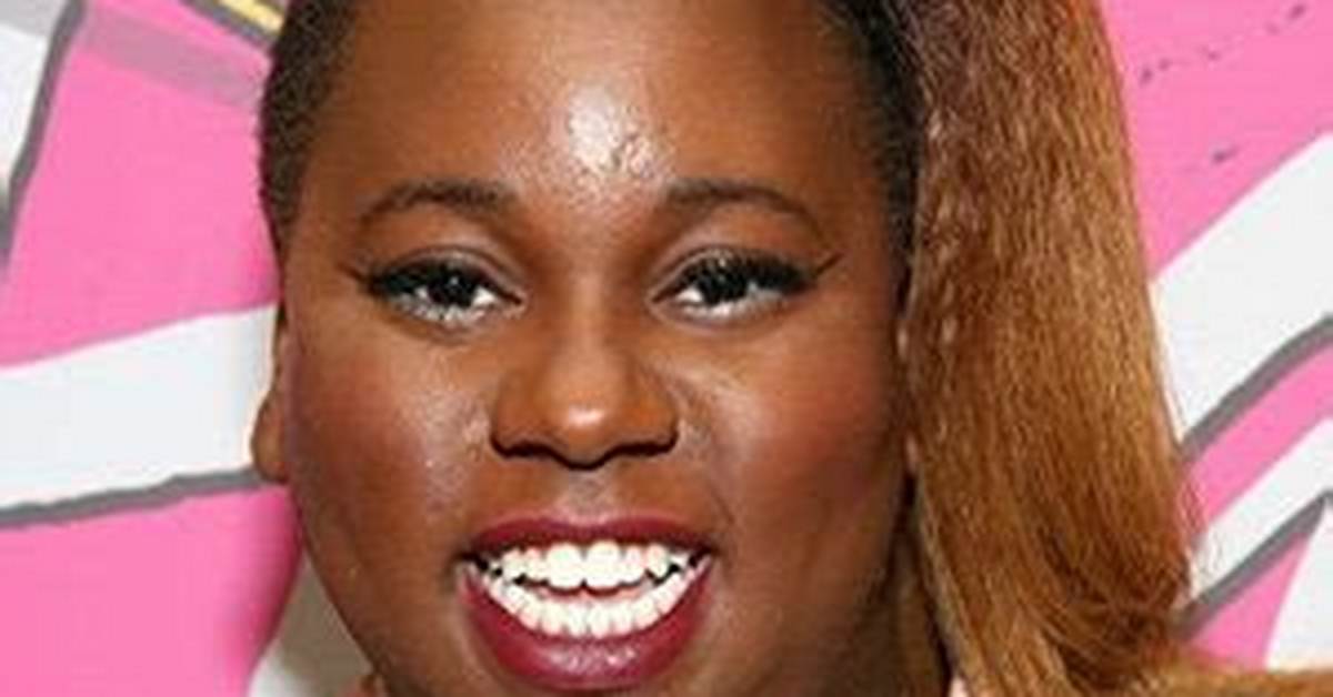 Alex Newell: Dating, Net Worth, Tattoos, Smoking & Body Measurements