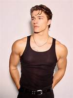 Alex Sampson Age and Girlfriend: Who Is He Dating? Facts to Know