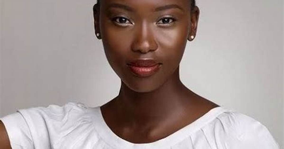 Amahle Khumalo – Biography, Age, Career & Net Worth