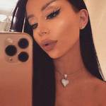 Amber Scholl Bio, Wiki, Age, Height, Family, Sisters, Boyfriend, Baby, Youtube Star, and Net Worth.