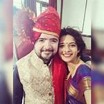 Amey Wagh Wife Sajiri Deshpande Age Gap and Family, Wedding Photos Never Seen Before