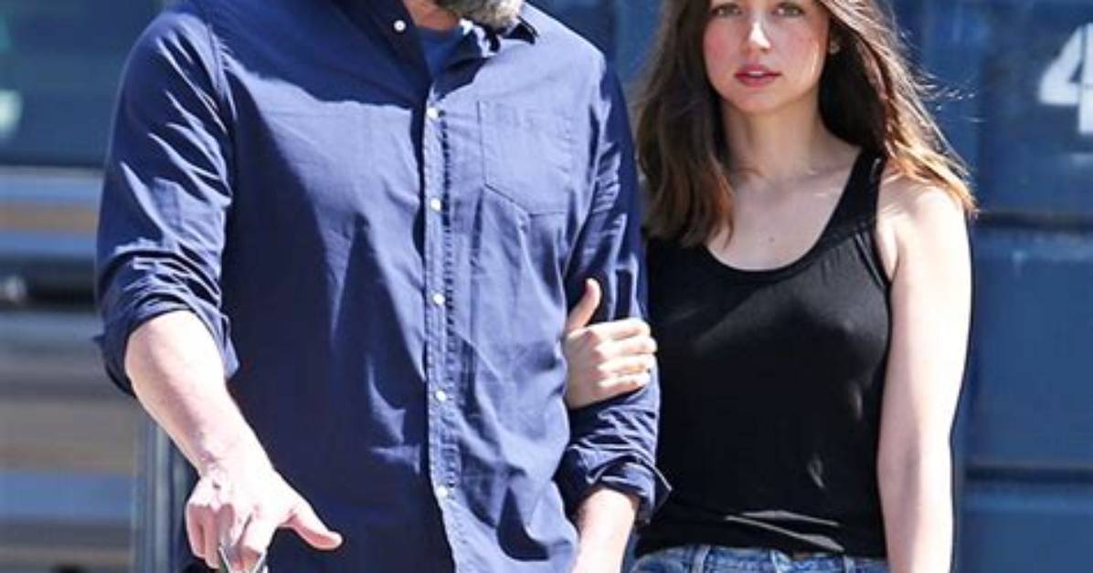 Ana De Armas Left La After ‘Horrible’ Fallout from Ben Affleck Split – Hollywood Life
