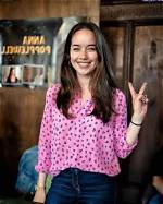 Anna Popplewell Bio, Wiki, Age, Height, Family, Husband, Movies and Net Worth.