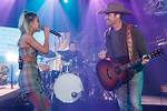 Are Dustin Lynch and Mackenzie Porter Dating? Relationship Rumors as Girlfriend/Boyfriend Names Are Released