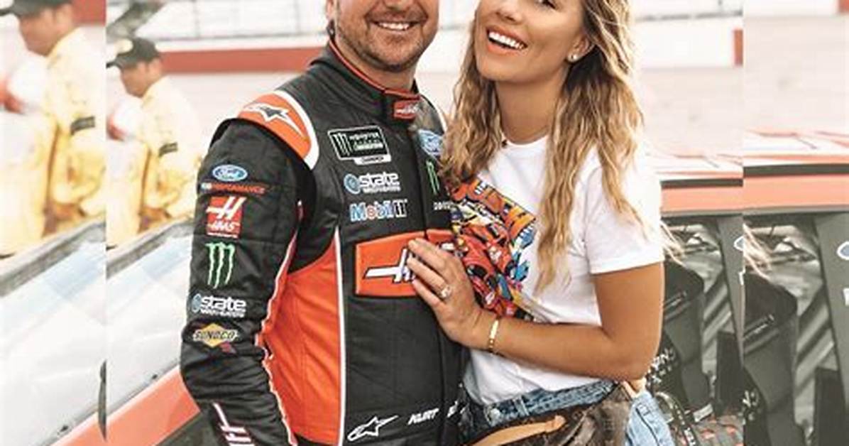Ashley Van Metre: Husband, Net Worth, Tattoos, Smoking & Body Measurements