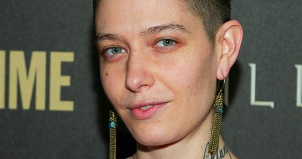 Asia Kate Dillon: Boyfriend, Net Worth, Tattoos, Smoking & Body Measurements