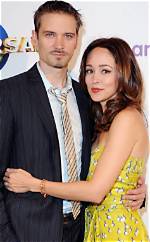 Autumn Reeser: Husband, Net Worth, Tattoos, Smoking & Body Measurements