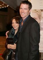 Ben Browder: Wife, Net Worth, Tattoos, Smoking & Body Facts