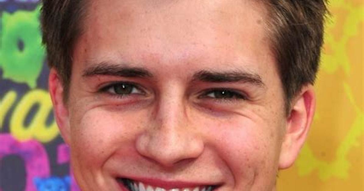 Billy Unger Height, Weight, Net Worth, Age, Birthday, Wikipedia, Who, Instagram, Biography