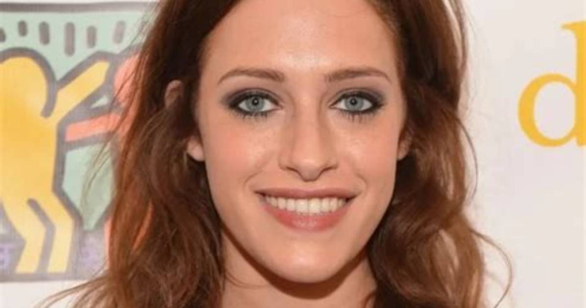 Carly Laing Age: Bio, Wiki, Height, Education, Capital Area Animal, and Career