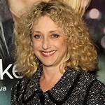 Carol Kane: Dating, Net Worth, Tattoos, Smoking & Body Measurements