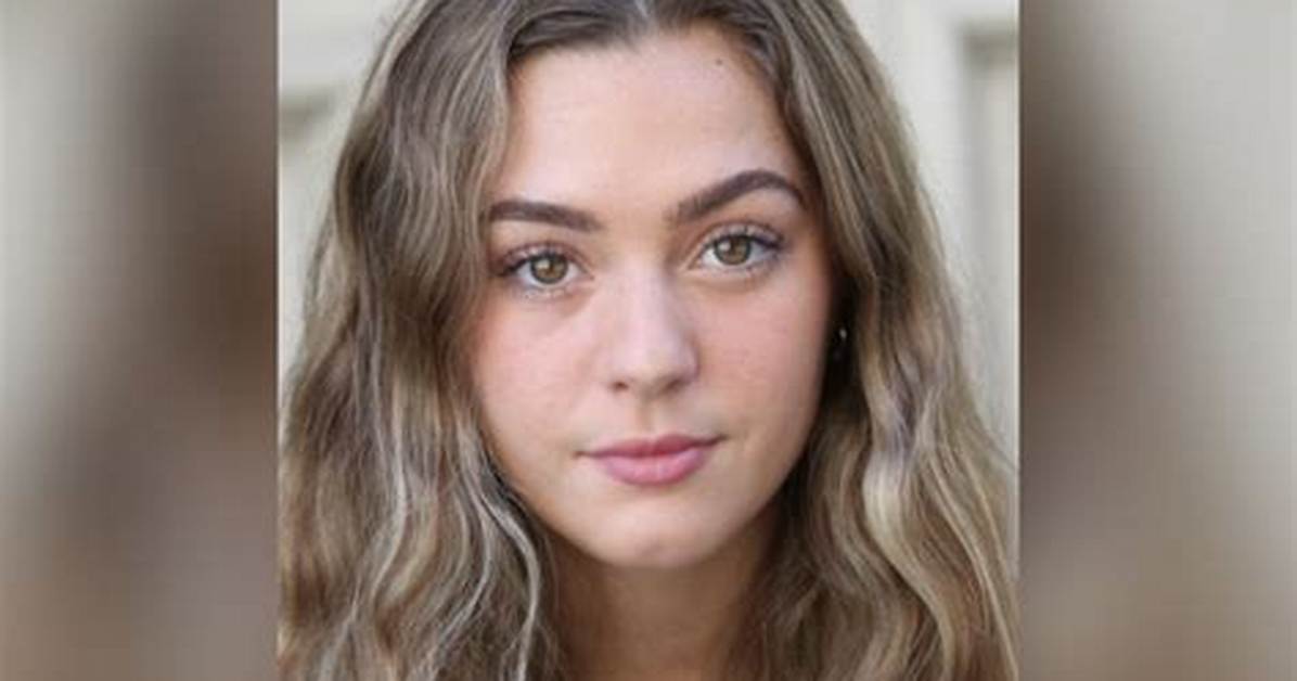 Chloe Lang Biography; Tiktok, Age, Net Worth, Movies and Tv Shows