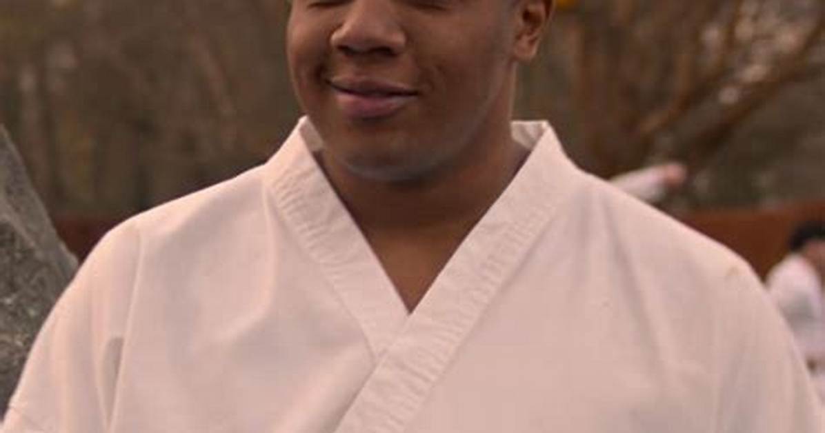 Chris Schmidt Jr: Cobra Kai, Age, Wiki, Biography Height, Biography Instagram