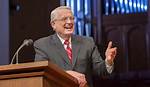 Chuck Swindoll Bio, Wiki, Age, Net Worth, Wife, Family, Pastor, Height