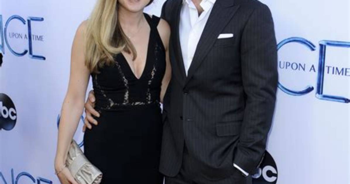 Colin O’donoghue Wife, Son, Family, Age, Height, Biography