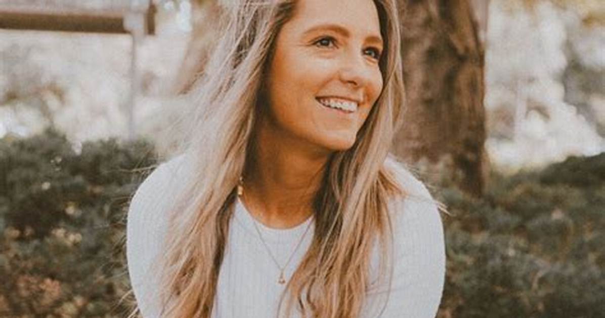 Courtney Peppernell: 10 Facts You Need to Know