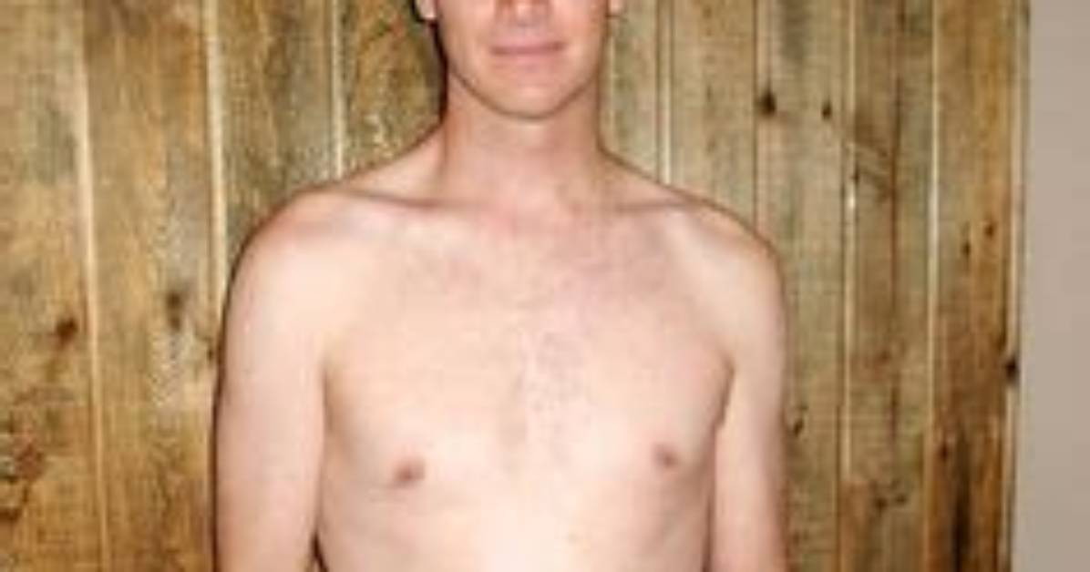 Daniel Tosh: Girlfriend, Net Worth, Tattoos, Smoking & Body Facts