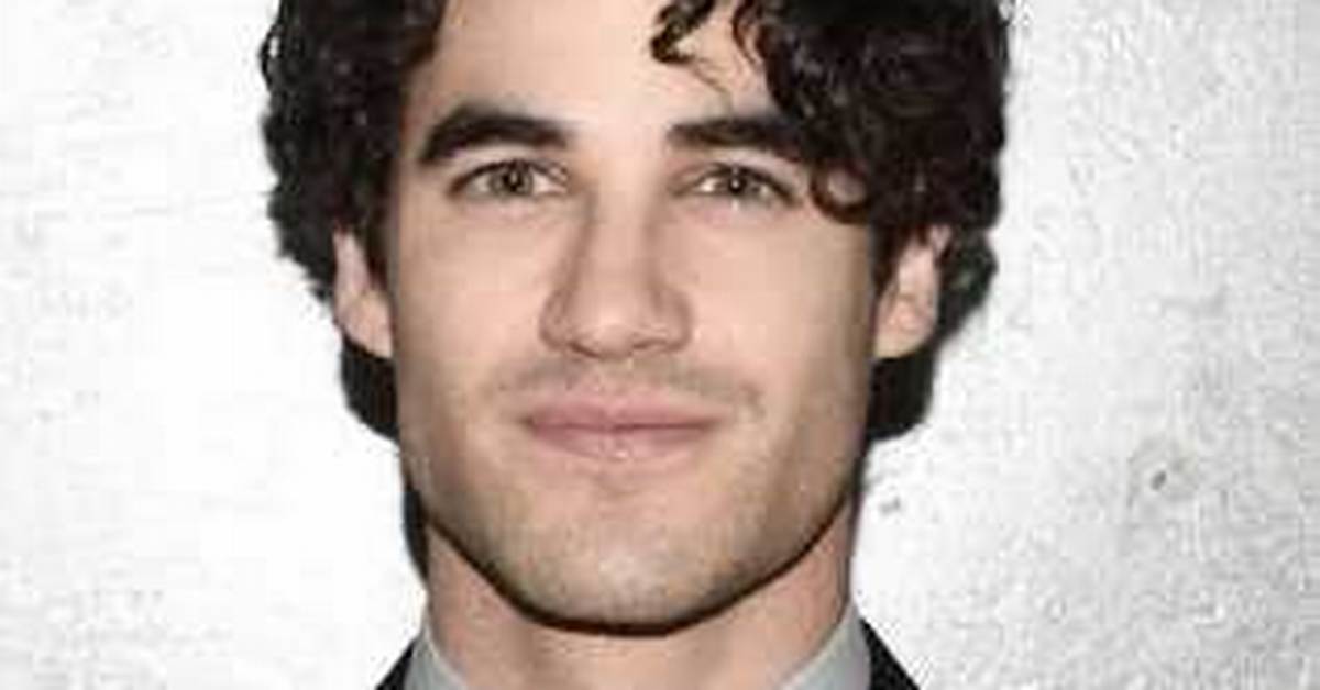 Darren Criss Bio, Age, Height, Weight, Girlfriend, Wife, Ethnicity, Wiki