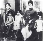 Deenanath Mangeshkar and Shevanti Mangeshkar – Lata Mangeshkar Father Unseen Photo
