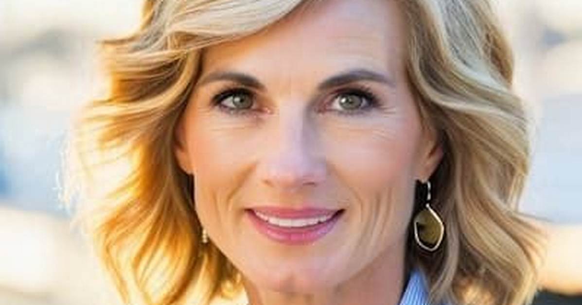 Denise Whitaker Bio, Wiki, Age, Height, Family, Husband, Salary, Komo4, and Net Worth