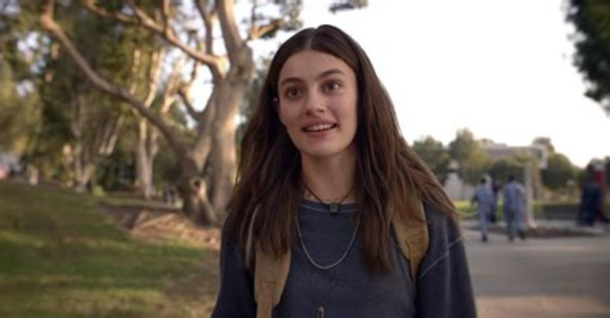 Diana Silvers Biography: Age, Net Worth, Movies, Awards, Instagram, Boyfriend, Height, Parents