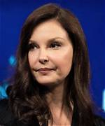 Did Ashley Judd Get a Face Lift Surgery? Before and After Photos