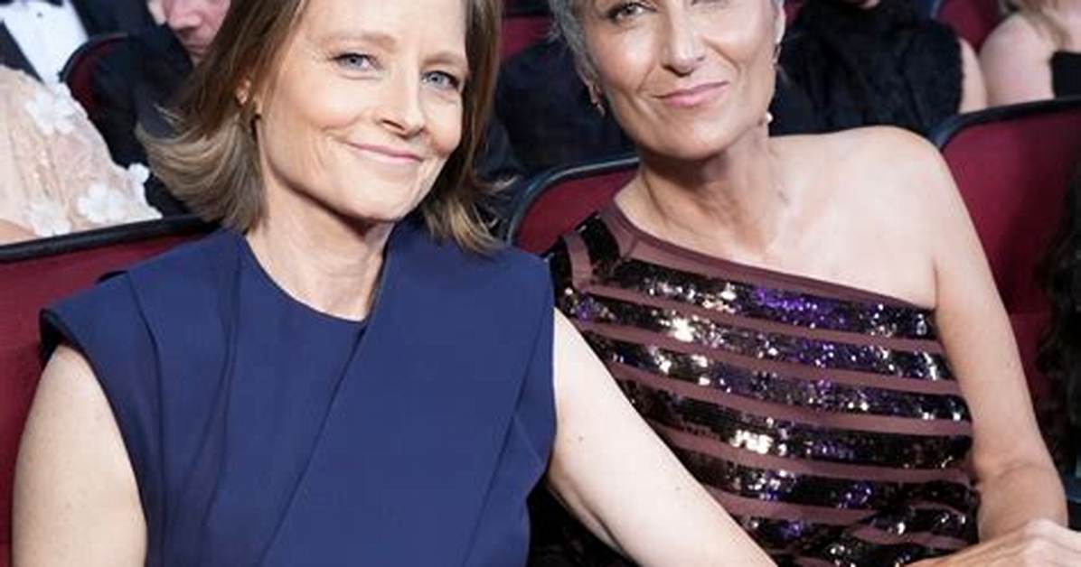 Did Jodie Foster Get Married? How Old Is Jodie Foster Wife?