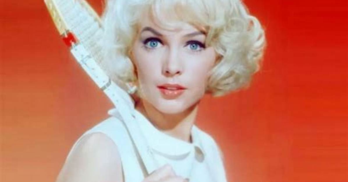 Did Stella Stevens Have Any Children? Is Andrew Stevens Stella Stevens Son?