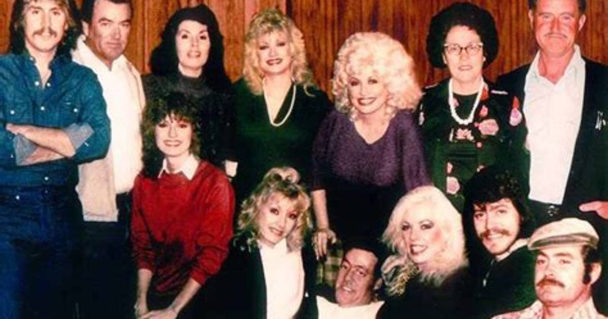 Dolly Parton Brothers and Sisters Names in Order of Age