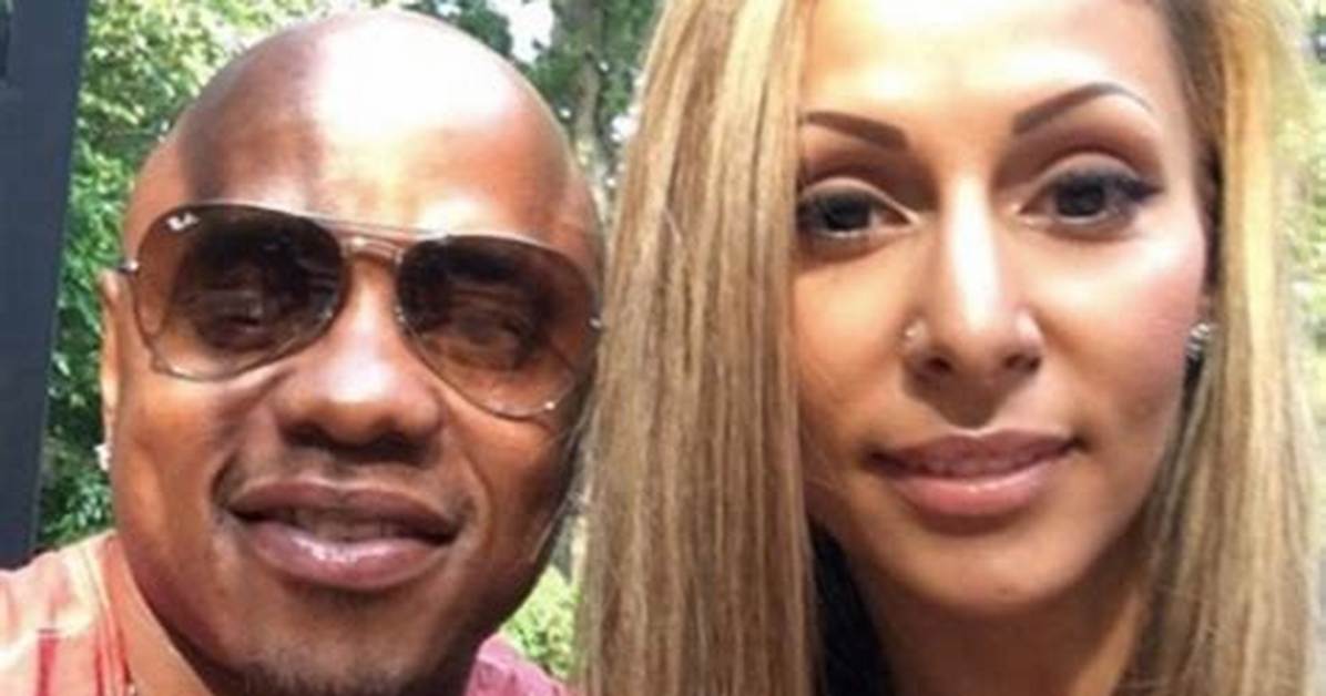 Donell Jones Is Married to Wife: Jasmine Jones.