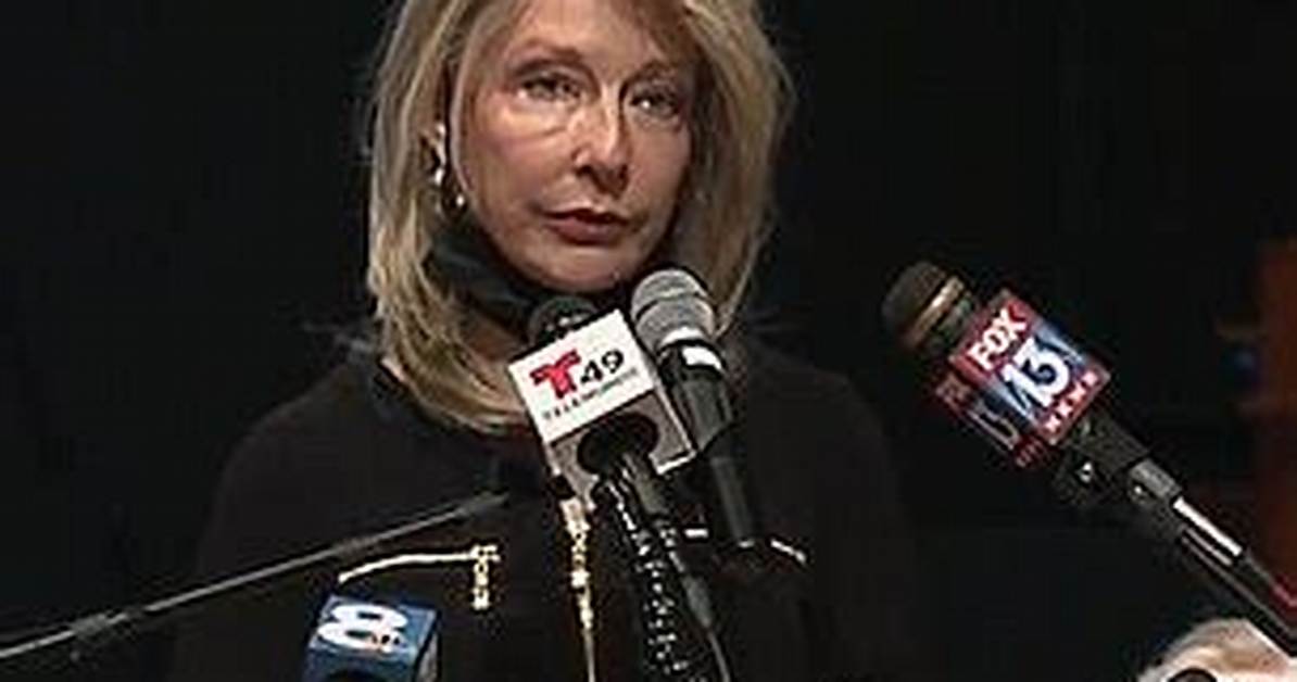 Donna Pettis Age: How Old Is Don Lewis Daughter? Husband & Kids – Tiger King