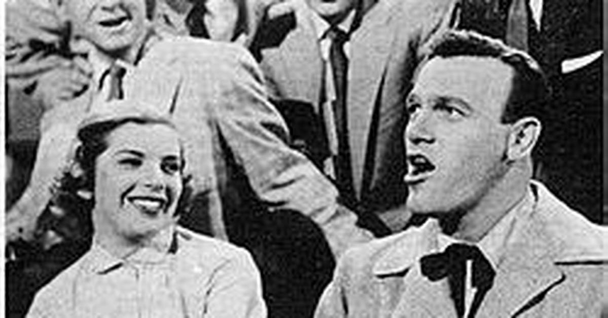 Eddy Arnold Biography, Age, Death, Family, Wife, Songs, and Net Worth.
