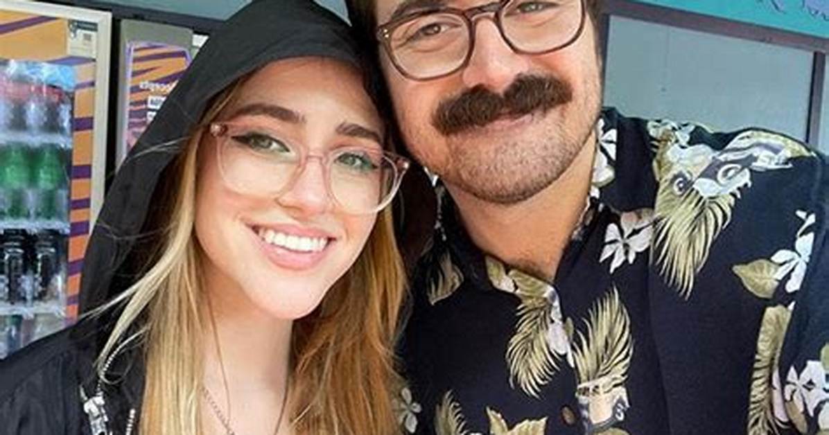 Eddy Burback Girlfriend Chrissy Tiber Is a Social Media Sensation