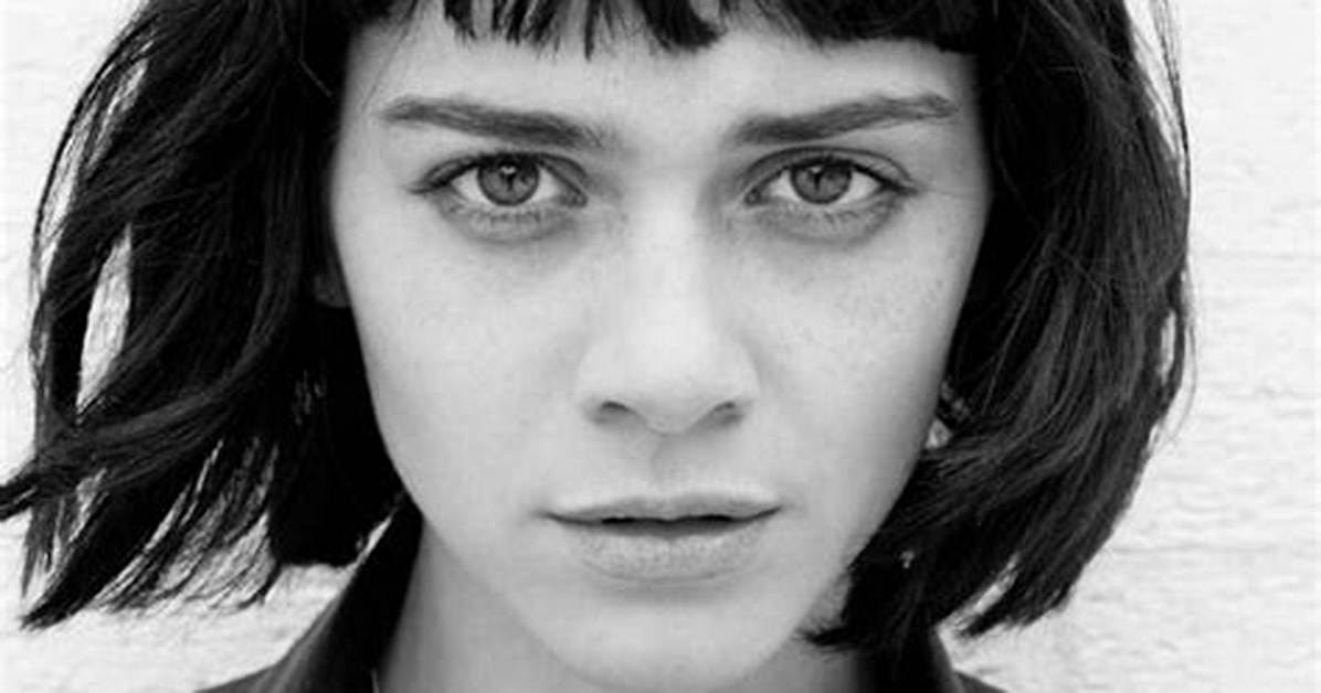 Emma Appleton Biography: All You Need to Know About the Actress