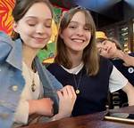 Emma Myers Siblings: Meet Her Sister Avery Olivia and Lzzy Myers