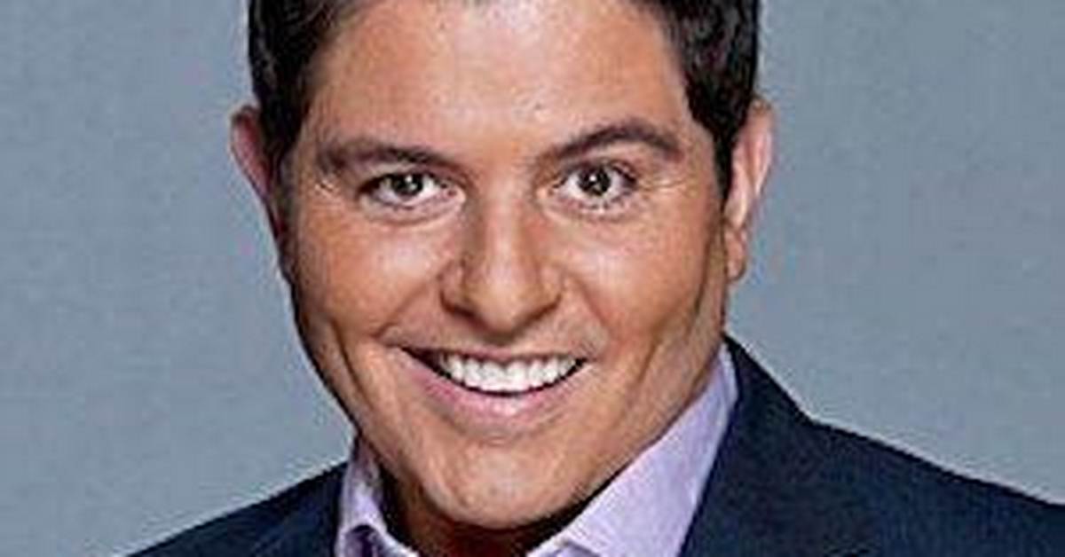 Ernesto Laguardia Bio, Wiki, Age, Height, Family, Wife, Kids, Novelas, Actor, and Net Worth
