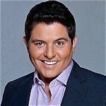 Ernesto Laguardia Bio, Wiki, Age, Height, Family, Wife, Kids, Novelas, Actor, and Net Worth