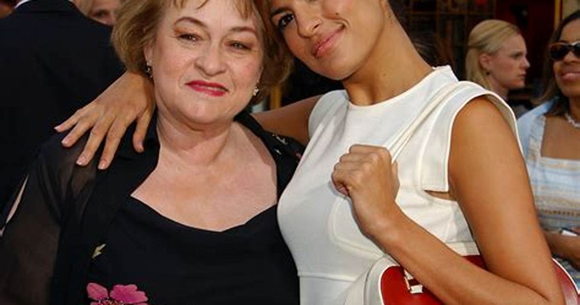 Eva Mendes’ Mother, Eva Perez Suarez Biography: Age, Instagram, Net Worth, Husband, Children