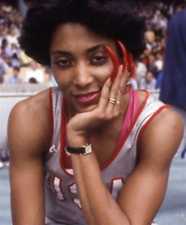 Florence Griffith Joyner Net Worth, Income, Salary, Earnings, Biography