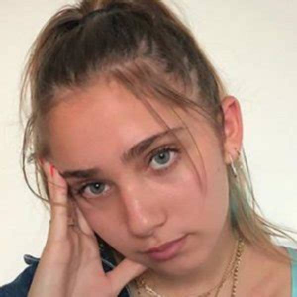 Frankie Fine Bio, Age Birthday Facts on Cassie and Alex Fine Daughter