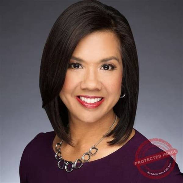 Gina Maravilla Ethnicity, Age, Bio, Family, Husband, Legs, Married, Wiki