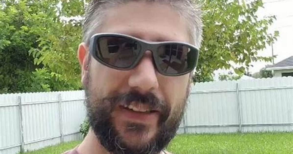 Graystillplays Wife Face Reveal, Merch: What Does Graystillplays Look Like and Biography?