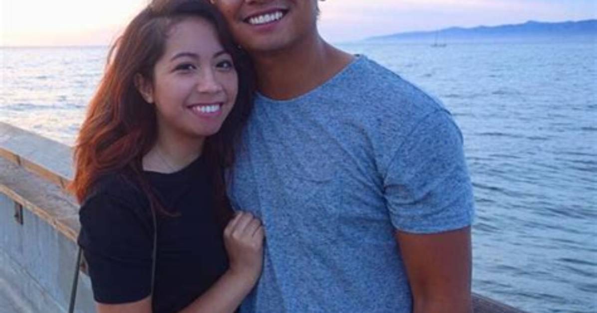 Guava Juice: Girlfriend, Net Worth, Tattoos, Smoking & Body Facts