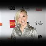Hannah Hart Bio, Age, Dad, Dating, Net Worth, Youtube, Food Network and Instagram