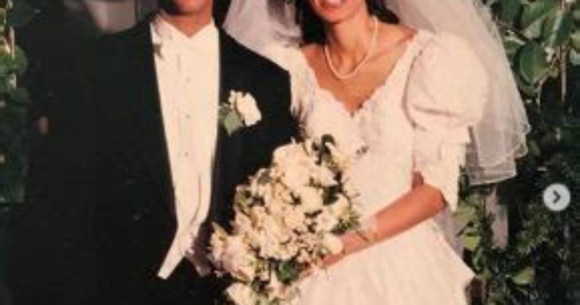 Holly Frazier Husband | Who Is She Married with?