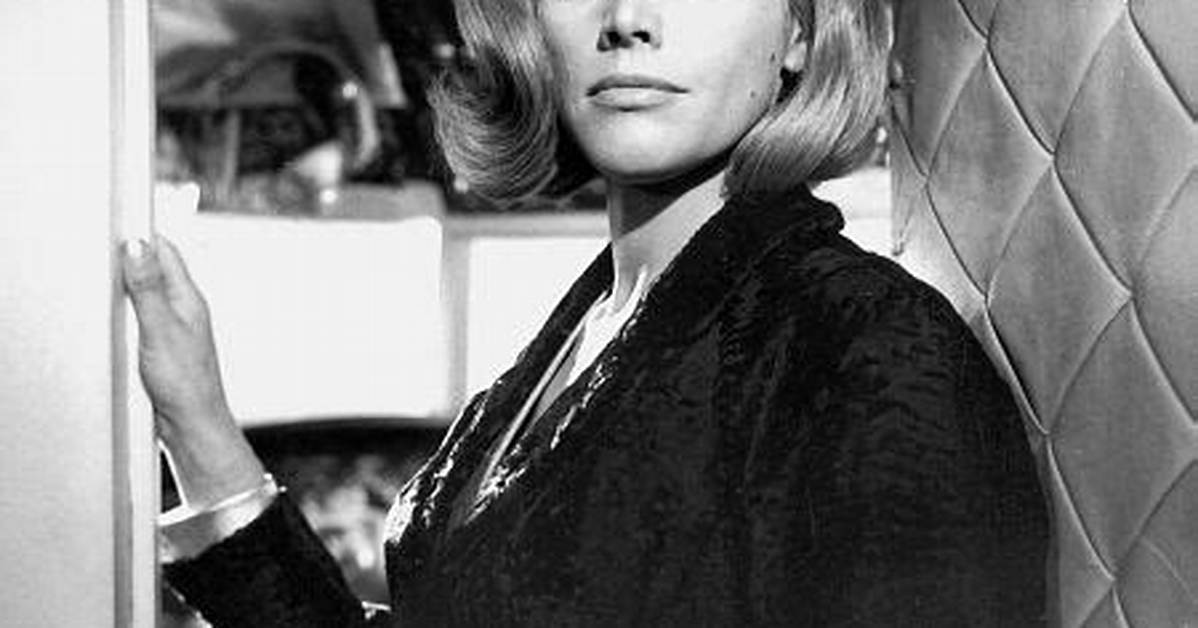 Honor Blackman Net Worth, Income, Salary, Earnings, Biography