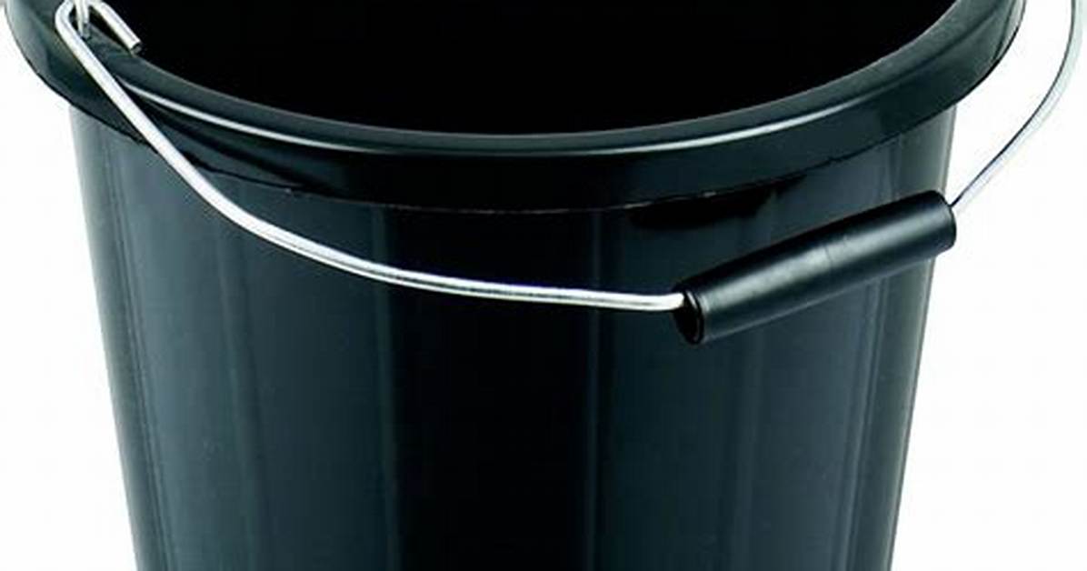 How Many Litres Does a Normal Bucket Hold